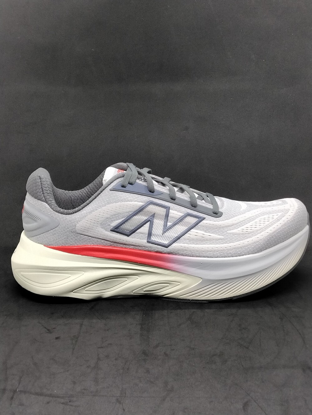 New Balance Fresh Foam X More V6 Running Sneaker Men's 11/ Women's 12.5 New